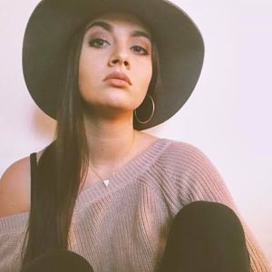 Meet your Posher, Chelsea